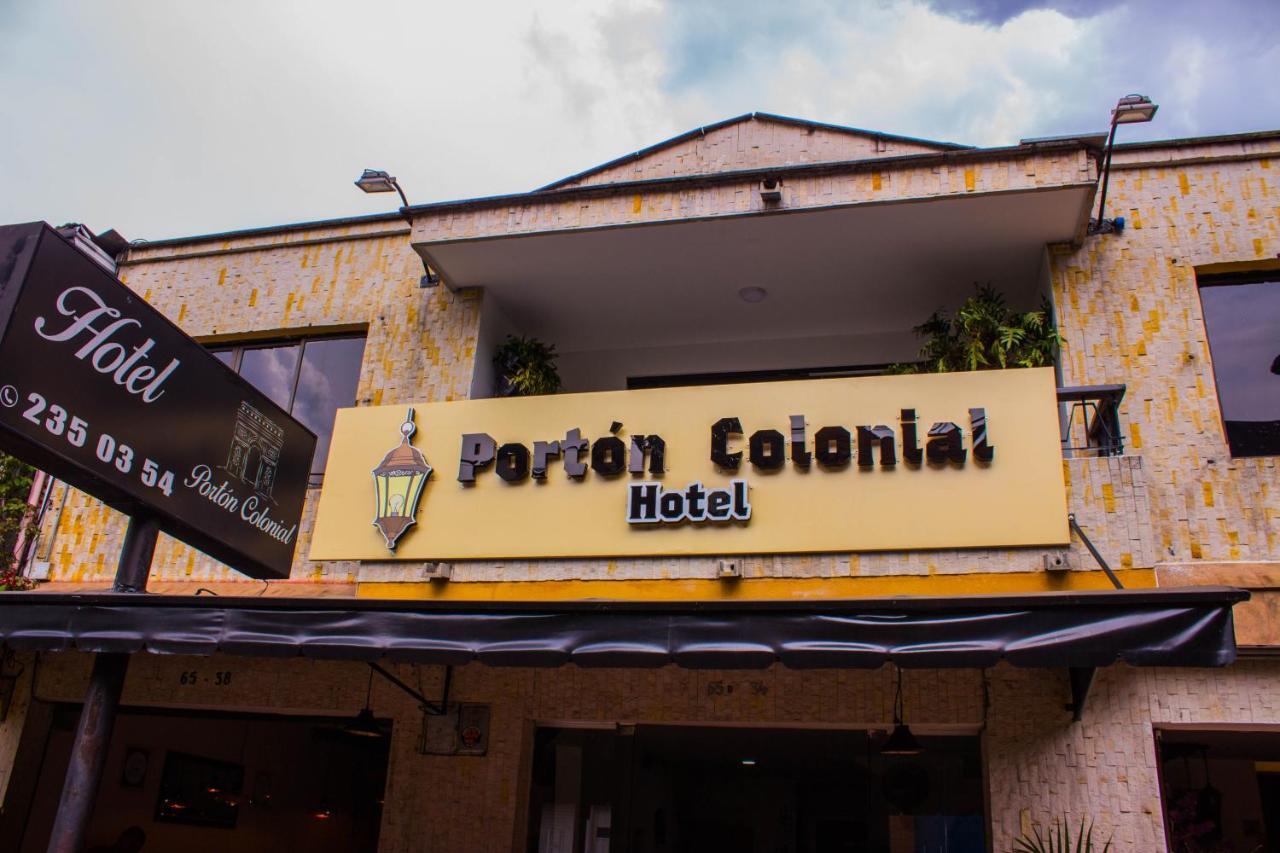 Hotel Porton Colonial Medellin Exterior photo